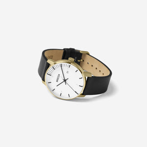 breda-phase-9000d-gold-black-watch-angle